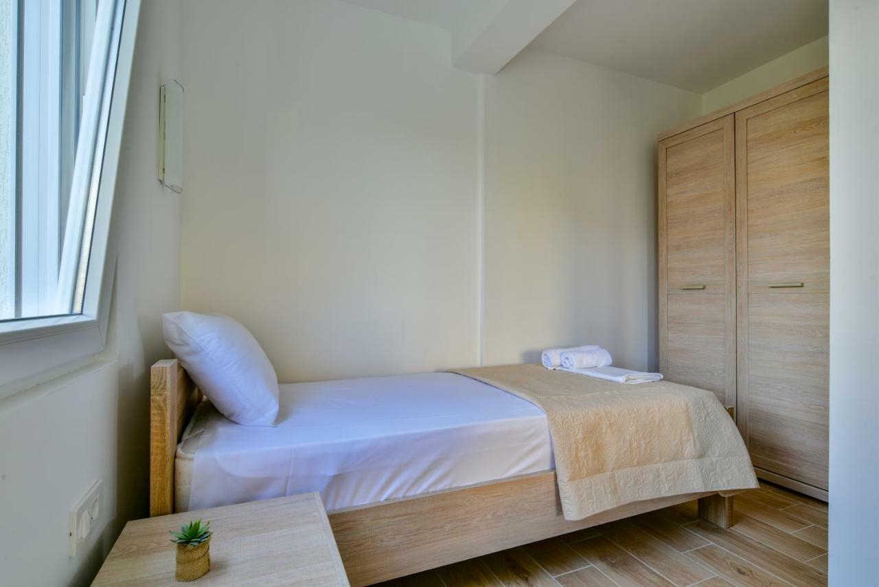 Apartmani Marina Kopitovic Petrovac ภายนอก รูปภาพ