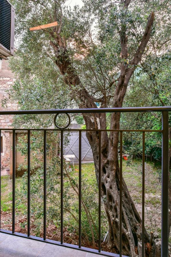 Apartmani Marina Kopitovic Petrovac ภายนอก รูปภาพ