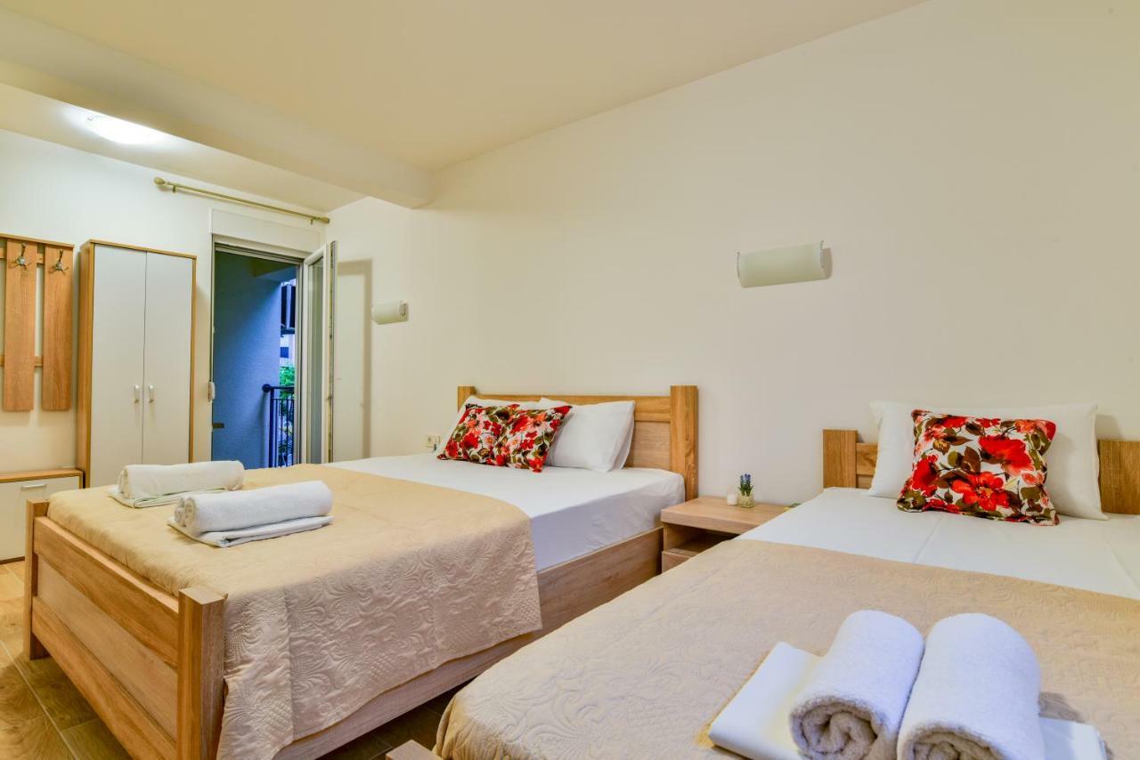 Apartmani Marina Kopitovic Petrovac ภายนอก รูปภาพ